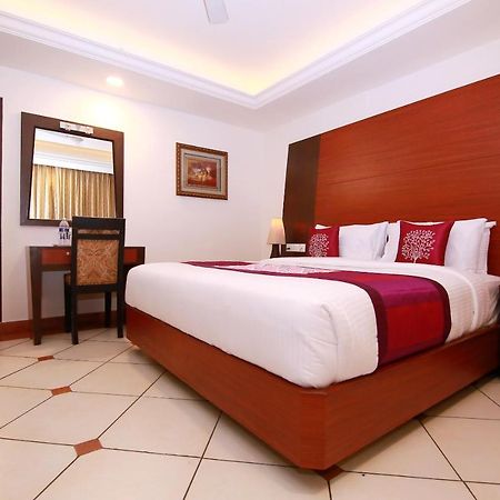 Emarald Hotel Cochin Kochi Kültér fotó