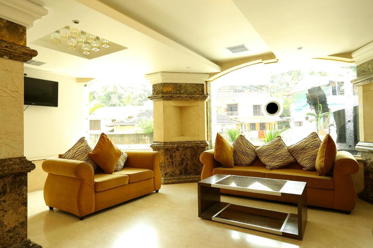 Emarald Hotel Cochin Kochi Kültér fotó