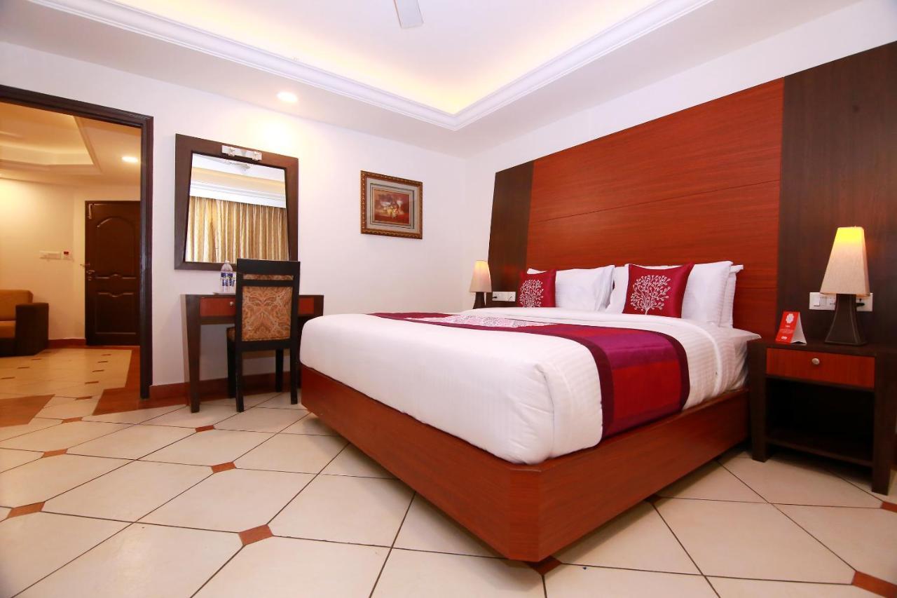Emarald Hotel Cochin Kochi Kültér fotó