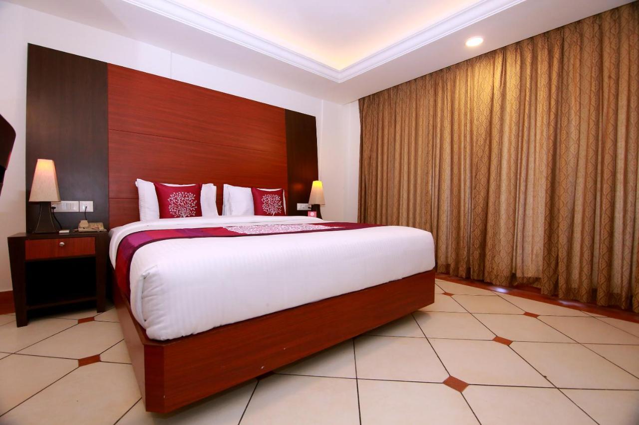 Emarald Hotel Cochin Kochi Kültér fotó
