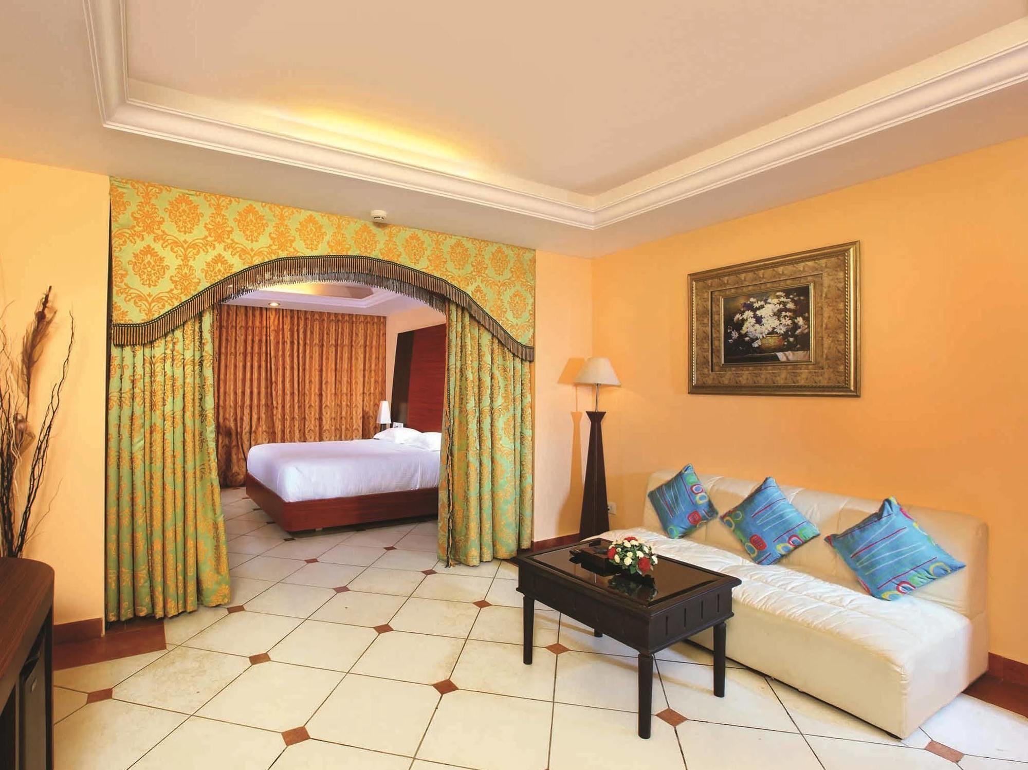 Emarald Hotel Cochin Kochi Kültér fotó