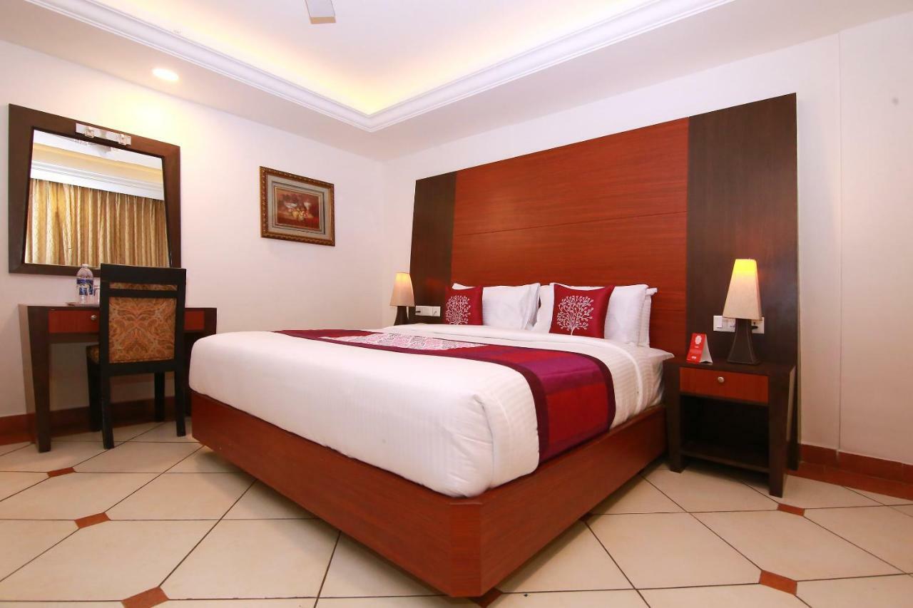 Emarald Hotel Cochin Kochi Kültér fotó